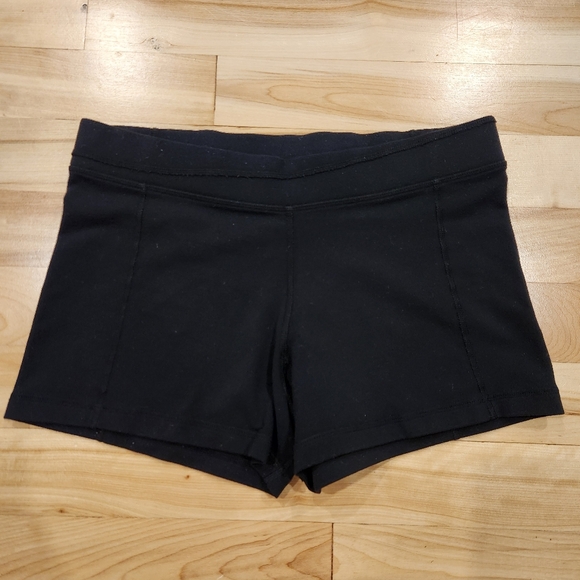 Lululemon Women's Shorts Black Sz 8 - Picture 2 of 4